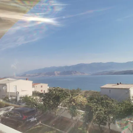 Apartman Alma Pag Town