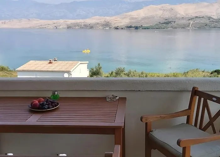 Alma Appartamento Pag Town