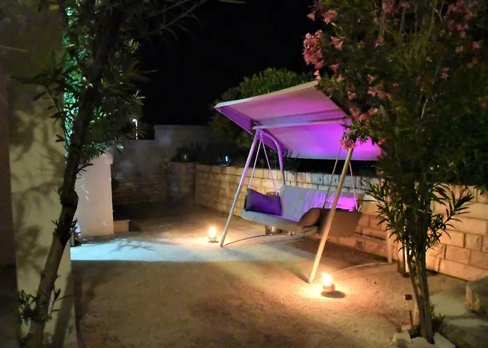 Apartment Alma Pag Town