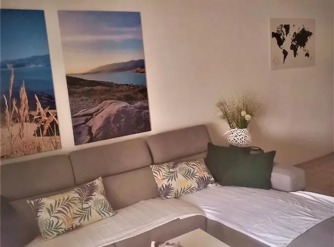 Alma Apartment *