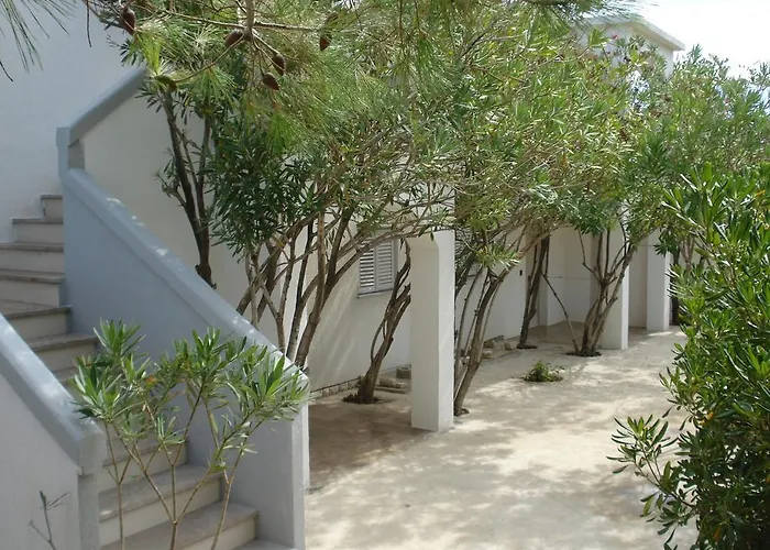 Alma Apartment